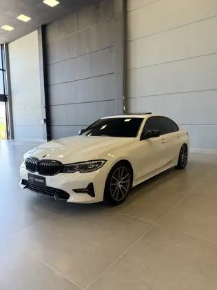 BMW 320i 2.0 16V TURBO GASOLINA SPORT GP AUTOMÁTICO