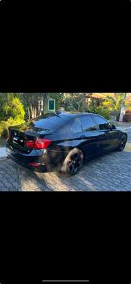 BMW-320i-2013