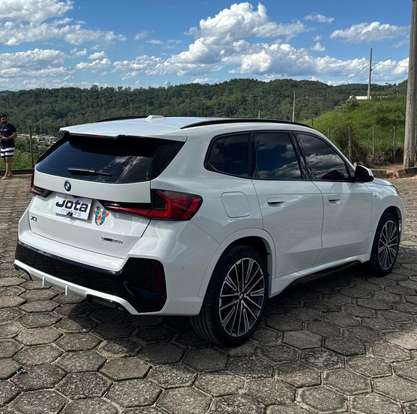 BMW-X1-2025