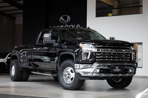 CHEVROLET SILVERADO 6.6 V8 DURAMAX DIESEL 3500HD LTZ CHASSI 4WD AUTOMÁTICO