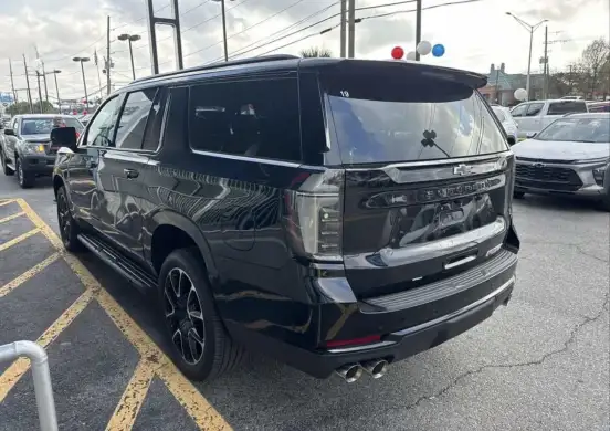 CHEVROLET-SUBURBAN-2025
