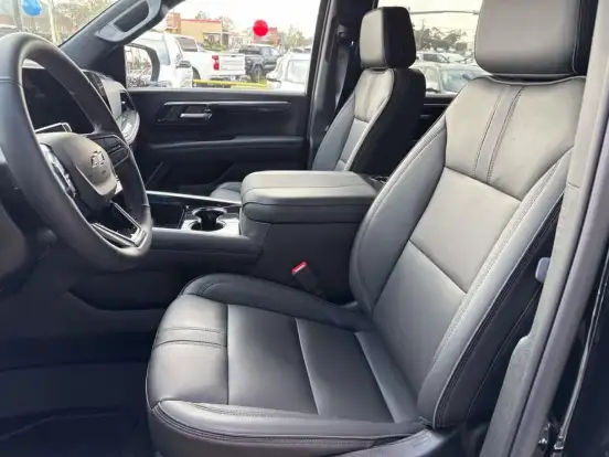 CHEVROLET-SUBURBAN-2025