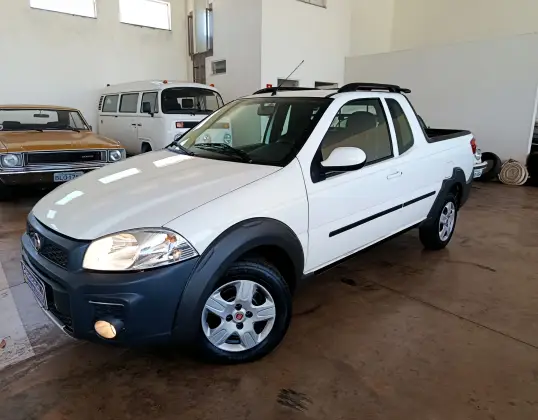 FIAT STRADA 1.4 MPI HARD WORKING CE 8V FLEX 2P MANUAL