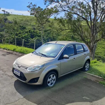 FORD FIESTA 1.6 SE HATCH 16V FLEX 4P MANUAL