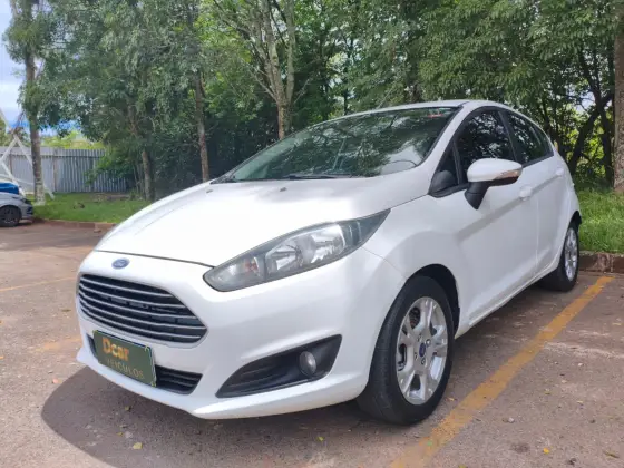 FORD FIESTA 1.6 SE HATCH 16V FLEX 4P MANUAL FORD FIESTA 1.6 SE HATCH 16V FLEX 4P MANUAL