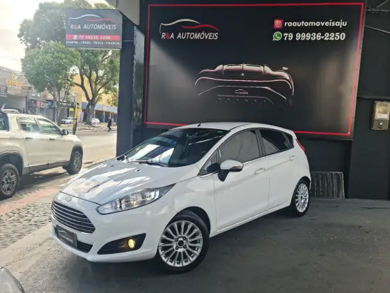 FORD FIESTA 1.6 TITANIUM HATCH 16V FLEX 4P POWERSHIFT FORD FIESTA 1.6 TITANIUM HATCH 16V FLEX 4P POWERSHIFT