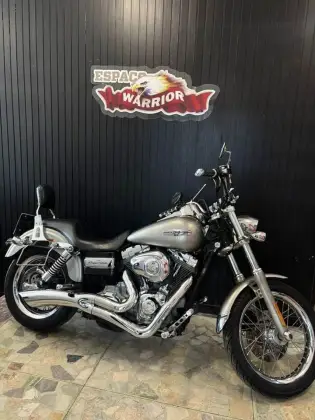 HARLEY-DAVIDSON DYNA SUPER GLIDE 