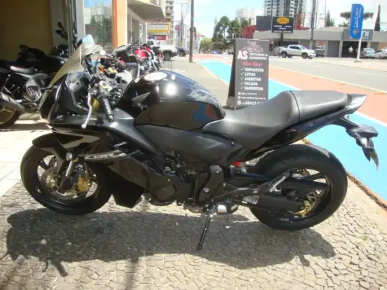 HONDA-CBR 600F-2012