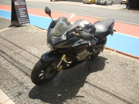 HONDA-CBR 600F-2012
