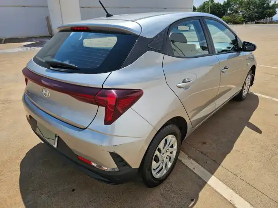 HYUNDAI-HB20-2023