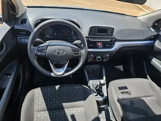 HYUNDAI-HB20-2023