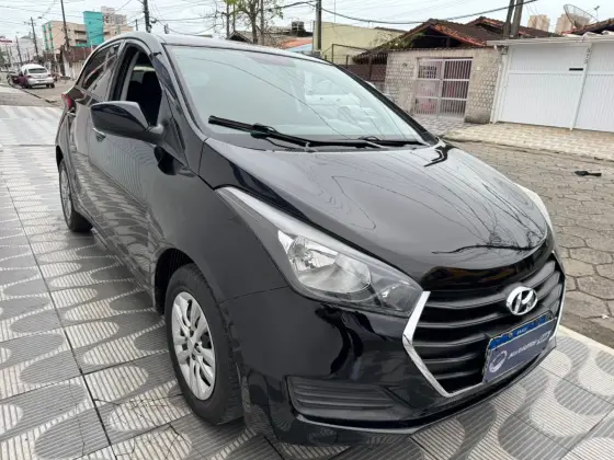 HYUNDAI HB20 1.0 COMFORT 12V FLEX 4P MANUAL