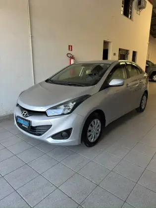 HYUNDAI HB20S 1.0 COMFORT PLUS 12V FLEX 4P MANUAL