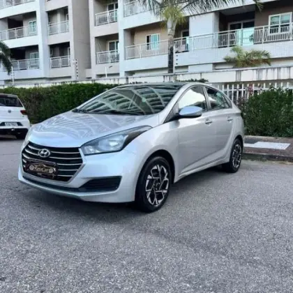 HYUNDAI HB20S 1.6 COMFORT PLUS 16V FLEX 4P MANUAL