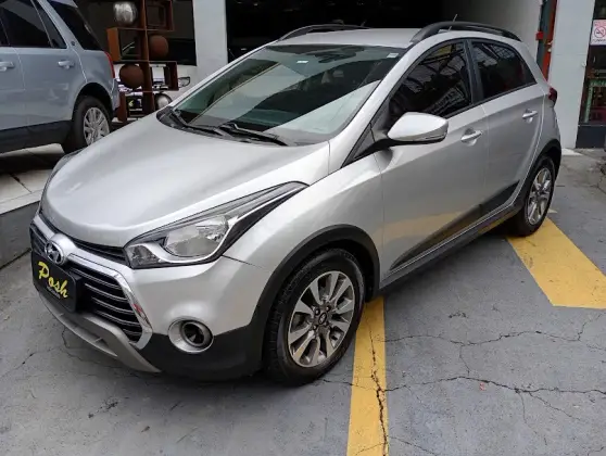 HYUNDAI HB20X 1.6 16V STYLE FLEX 4P AUTOMÁTICO