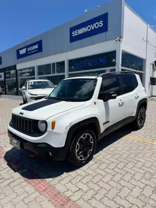 JEEP RENEGADE 2.0 16V TURBO DIESEL TRAILHAWK 4P 4X4 AUTOMÁTICO