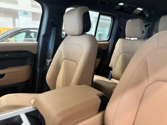 LAND ROVER-DEFENDER-2025
