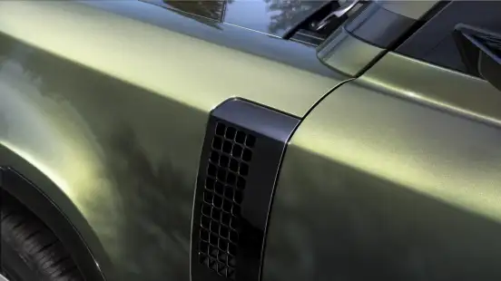 LAND ROVER-DEFENDER-2025