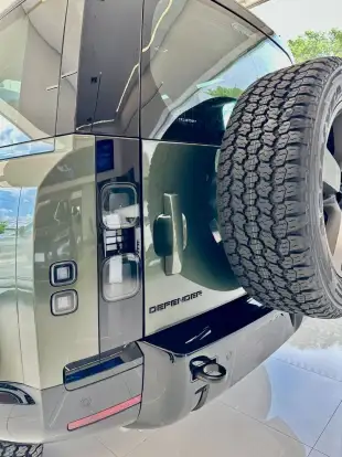 LAND ROVER-DEFENDER-2025