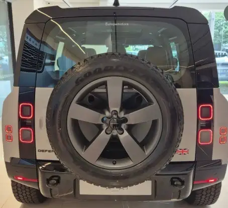 LAND ROVER-DEFENDER-3.0 D350 TURBO DIESEL MHEV 110 X-DYNAMIC HSE AWD AUTOMÁTICO LAND ROVER-DEFENDER-2025