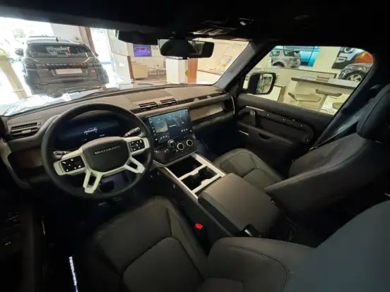 LAND ROVER-DEFENDER-3.0 D350 TURBO DIESEL MHEV 110 X-DYNAMIC HSE AWD AUTOMÁTICO LAND ROVER-DEFENDER-2025
