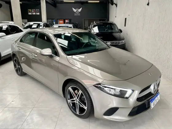 MERCEDES-BENZ A 200 1.3 CGI GASOLINA STYLE SEDAN 7G-DCT MERCEDES-BENZ A 200 1.3 CGI GASOLINA STYLE SEDAN 7G-DCT