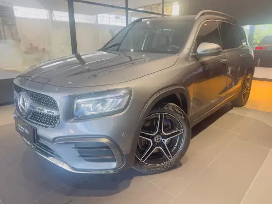 MERCEDES-BENZ GLB 220 2.0 MHEV AMG LINE 4MATIC 8G-DCT MERCEDES-BENZ GLB 220 2.0 MHEV AMG LINE 4MATIC 8G-DCT