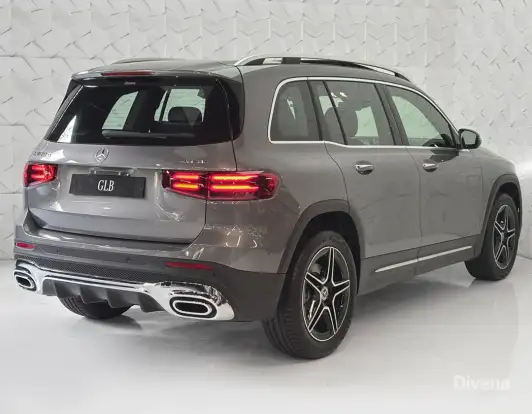 MERCEDES-BENZ-GLB 220-2025