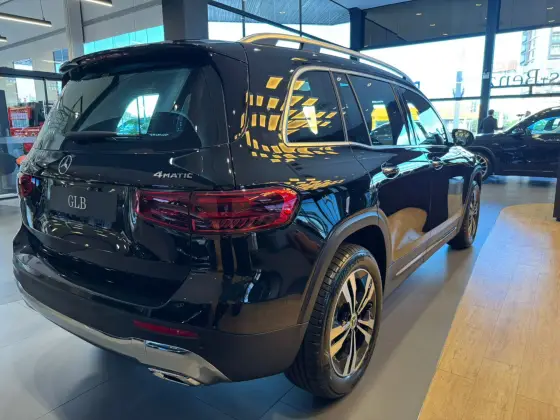 MERCEDES-BENZ GLB 220 2.0 MHEV PROGRESSIVE 4MATIC 8G-DCT