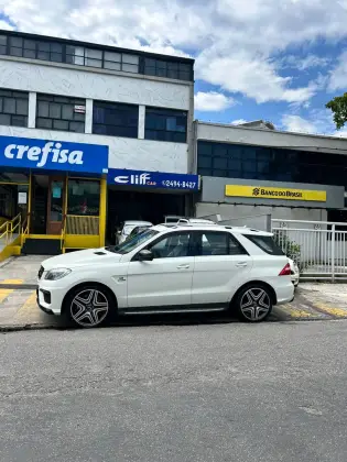 MERCEDES-BENZ ML 63 AMG 5.5 V8 32V BITURBO GASOLINA 4P AUTOMÁTICO