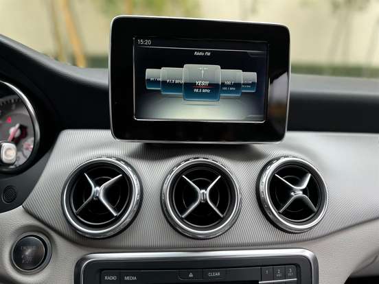 MERCEDES-BENZ-GLA 200-1.6 CGI ADVANCE 16V TURBO FLEX 4P AUTOMÁTICO MERCEDES-BENZ-GLA 200-2017