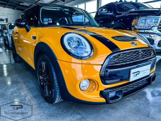 MINI COOPER 2.0 S EXCLUSIVE 16V TURBO GASOLINA 2P AUTOMÁTICO