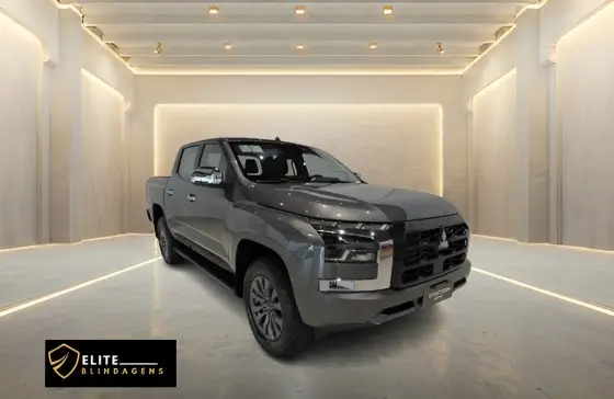 MITSUBISHI TRITON 2.4 BITURBO DIESEL CD HPE 4X4 AUTOMÁTICO