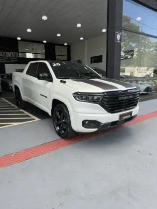RAM RAMPAGE 2.0 HURRICANE 4 TURBO GASOLINA R/T 4X4 AUTOMÁTICO