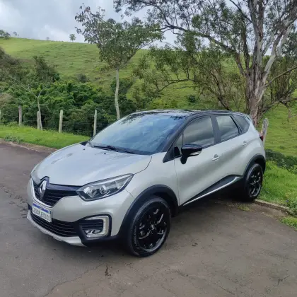 RENAULT CAPTUR 2.0 16V HI-FLEX INTENSE AUTOMÁTICO