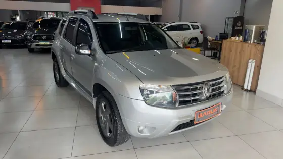 RENAULT DUSTER 2.0 DYNAMIQUE 4X2 16V FLEX 4P AUTOMÁTICO RENAULT DUSTER 2.0 DYNAMIQUE 4X2 16V FLEX 4P AUTOMÁTICO