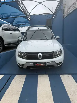 RENAULT DUSTER 2.0 DYNAMIQUE 4X2 16V FLEX 4P AUTOMÁTICO