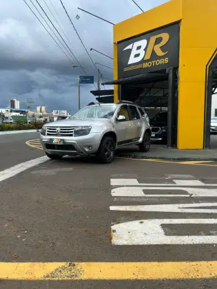 RENAULT DUSTER 2.0 DYNAMIQUE 4X2 16V FLEX 4P AUTOMÁTICO