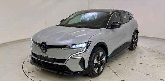 RENAULT-MEGANE-2025