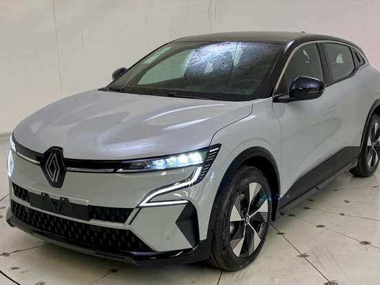 RENAULT-MEGANE-60 KW ELÉTRICO E-TECH EV60 RENAULT-MEGANE-2025