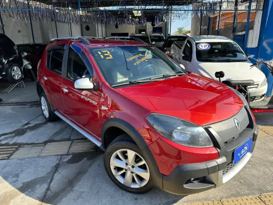 RENAULT SANDERO 1.6 STEPWAY 16V FLEX 4P AUTOMÁTICO RENAULT SANDERO 1.6 STEPWAY 16V FLEX 4P AUTOMÁTICO