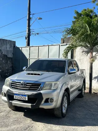 TOYOTA HILUX 3.0 SRV 4X4 CD 16V TURBO INTERCOOLER DIESEL 4P AUTOMÁTICO