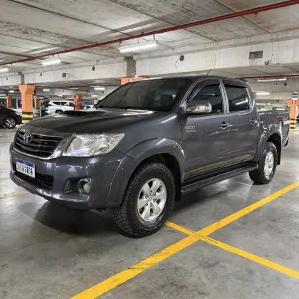 TOYOTA HILUX 3.0 SRV 4X4 CD 16V TURBO INTERCOOLER DIESEL 4P AUTOMÁTICO TOYOTA HILUX 3.0 SRV 4X4 CD 16V TURBO INTERCOOLER DIESEL 4P AUTOMÁTICO