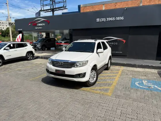TOYOTA HILUX SW4 2.7 SR 4X2 16V FLEX 4P MANUAL