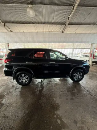 TOYOTA HILUX SW4 2.7 SRV 7 LUGARES 4X2 16V FLEX 4P AUTOMÁTICO