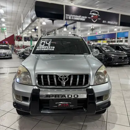 TOYOTA LAND CRUISER 4.7 V8 GASOLINA AUTOMÁTICO TOYOTA LAND CRUISER 4.7 V8 GASOLINA AUTOMÁTICO