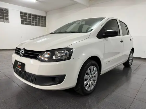 VOLKSWAGEN FOX 1.0 MI 8V FLEX 4P MANUAL VOLKSWAGEN FOX 1.0 MI 8V FLEX 4P MANUAL