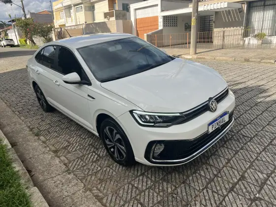 VOLKSWAGEN VIRTUS 1.0 200 TSI COMFORTLINE AUTOMÁTICO
