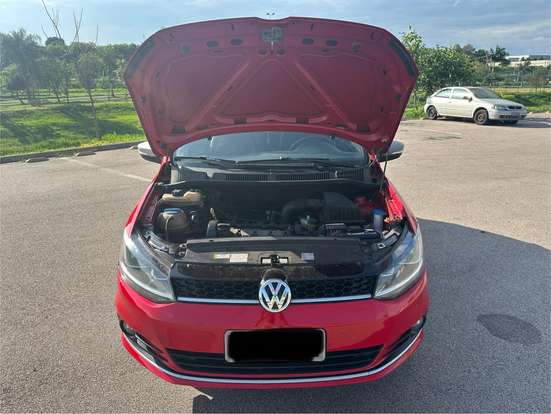 VOLKSWAGEN-FOX-2015