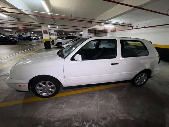 VOLKSWAGEN-GOLF-1994